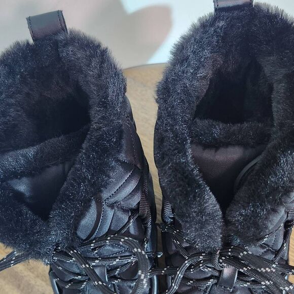 Tommy Hilfiger Black Lace-Up Winter Boots with Faux Fur Lining Size 7 - Picture 5 of 12